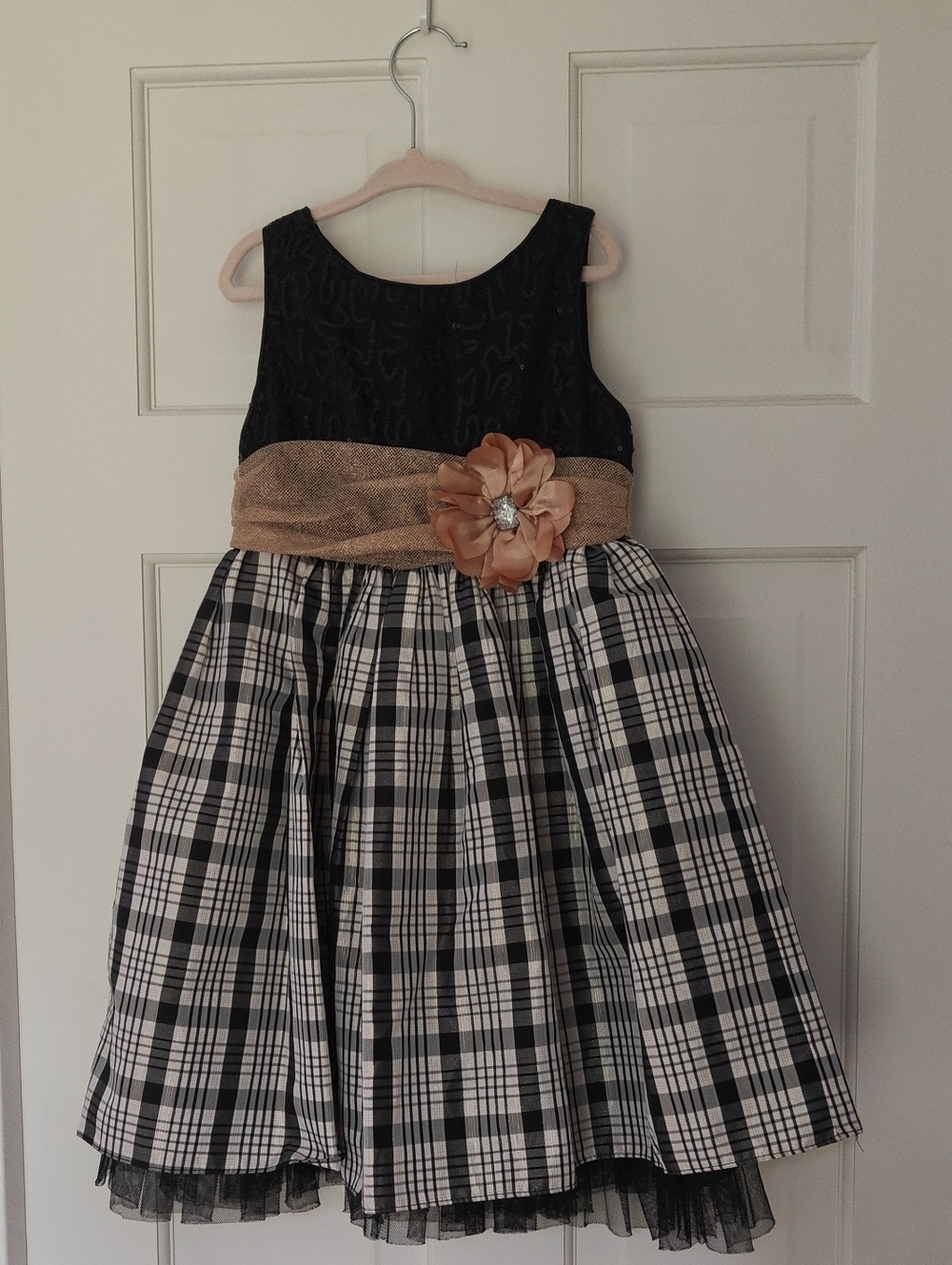 Black & White Plaid Girls' Party Dress with Gold Sash Size 5
